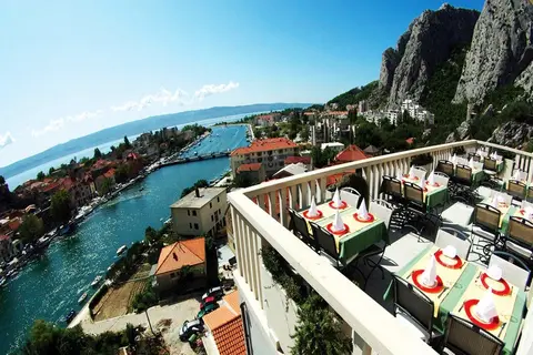 Villa Dvor in Omis — foto 9