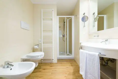 Hotel Caravel Torbole in Nago-Torbole — foto 19