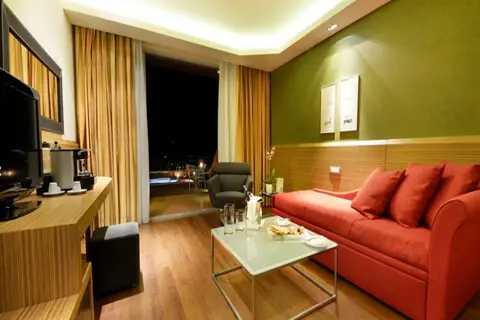 Royal Paradise Beach Resort & Spa in Ποτός — foto 24