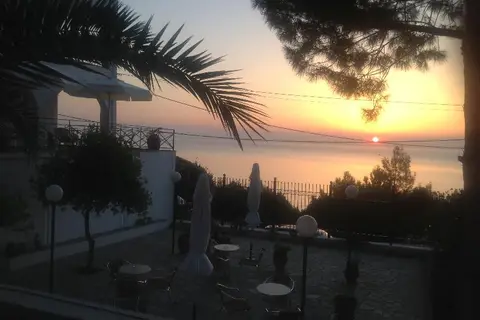 Travlos Studios in Ιθάκη (Πισαετός) - Κεφαλονιά (Πόρος) — foto 16