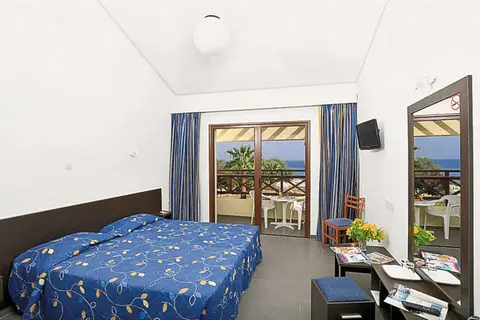 Hotel Mimosa Beach in Παραλίμνι — foto 14