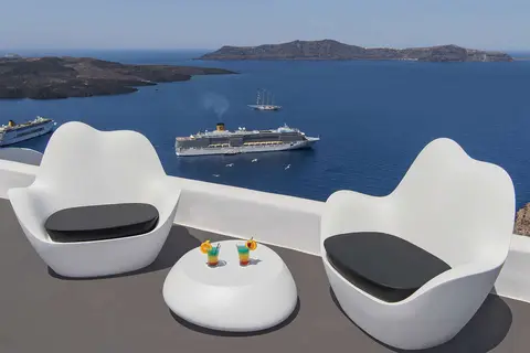 Athina Luxury Suites in Fira — foto 21