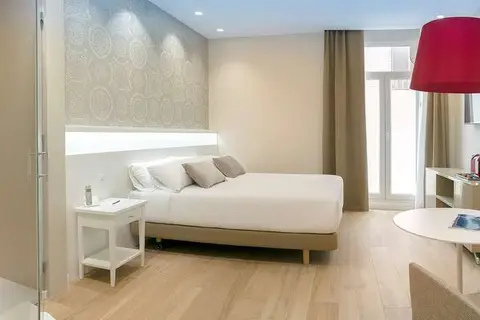 Melia Plaza in Valencia — foto 3
