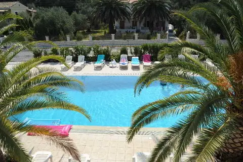 Captain's Studios & Apartments in Δημοτική Ενότητα Λευκιμμαίων — foto 10