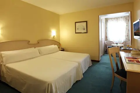 Hotel Lleo in Barcelona — foto 13