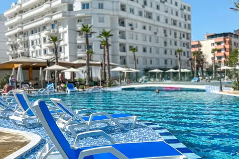 Grand Blue Fafa Resort in Golem