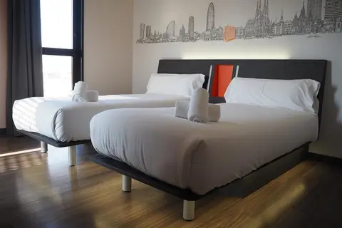 easyHotel Barcelona Fira in Barcelona — foto 6