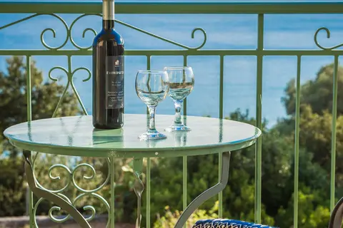 Eagle's Nest in Λουρδάτα — foto 6