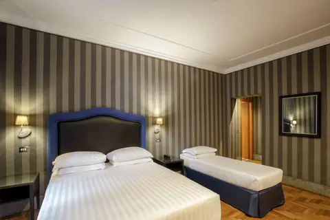 Royal Court in Rome, foto 3