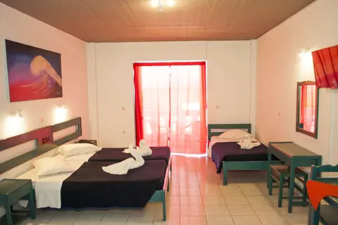 Bouradanis Village Hotel in Μαρμάρι — foto 16