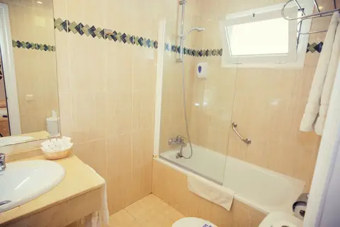 Aparthotel Puerto Azul in Marbella — foto 28