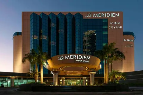 Le Meridien Mina Seyahi Beach Resort & Marina in دبي — foto 14