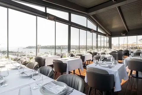Wyndham Grand Istanbul Kalamis Marina Hotel in İstanbul — foto 18