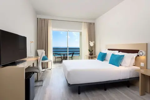 Tryp by Wyndham Lisboa Caparica Mar Hotel in Costa da Caparica — foto 4