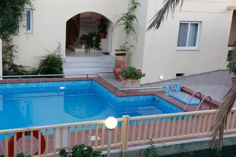 Lambrinos Suites in Platanias (Chania) — foto 8