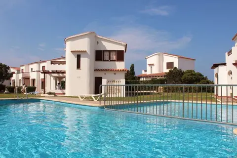 Beach Club Hotel in es Mercadal — foto 17