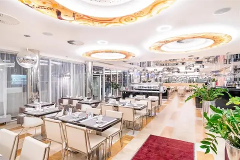 Hotel Grandium Prague in Praag — foto 9