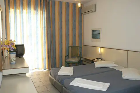 Skiathos Blu in Αχλαδιάς — foto 11
