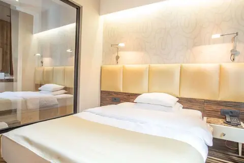 Crystal Hotel Belgrade in Belgrado — foto 3