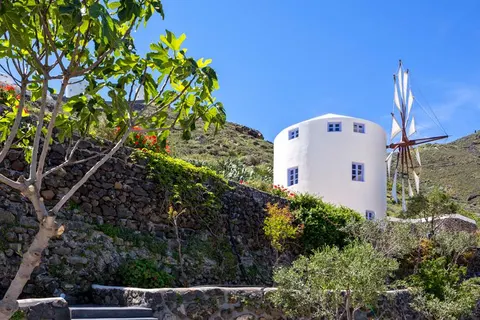 Windmill Villas in Thira Municipal Unit — foto 39