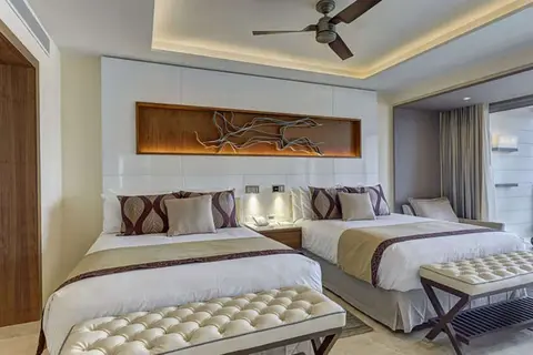 Royalton Negril in Point Village Road — foto 26
