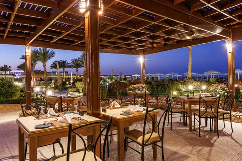 Sunrise Solara Aqua Park in Al Ahia' — foto 16