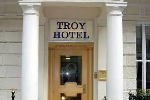 Troy in Londen, foto 30