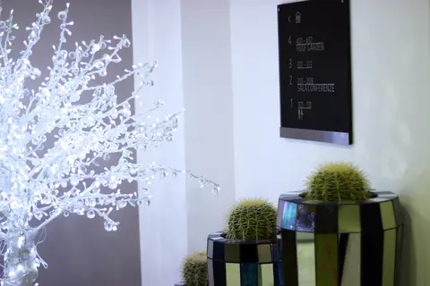 Stelle Hotel The Businest in Napels — foto 8