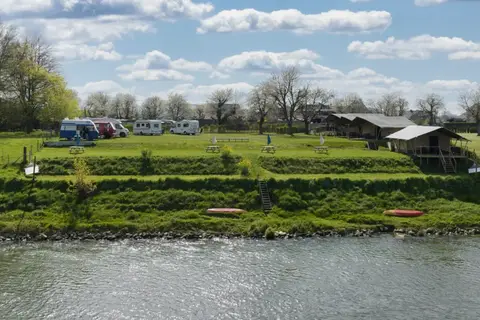 Camping De Boomgaard in Maaseik, foto 7