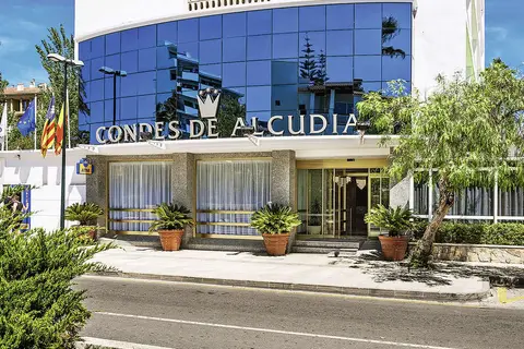 Globales Condes de Alcúdia in Port d'Alcúdia — foto 11