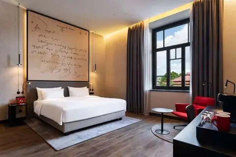 Radisson Red Tbilisi in Tbilisi — foto 3
