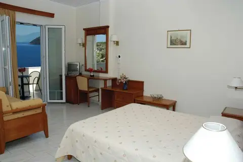 Kerveli Village in Municipal Unit of Vathy, foto 22