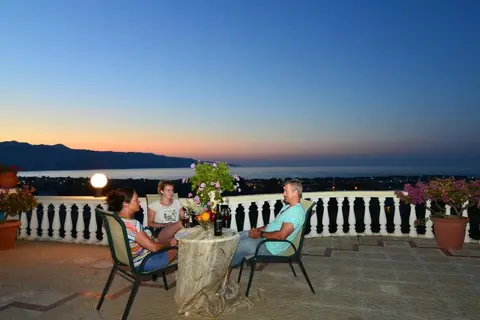 Antilia Apartments in Tavronitis — foto 20