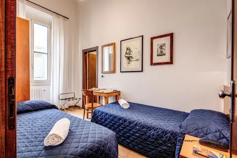 Nuova Italia in Florence, foto 14