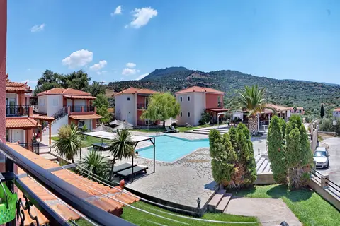 Yakinthos Garden in Άναξος — foto 15