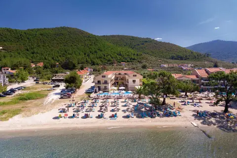 Cooee Mediterranean Beachhotel in Σκάλα Ραχωνίου — foto 10