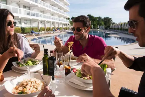 Las Gaviotas Suites Hotel in Muro, foto 28