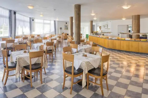 Corali Hotel in Τιγκάκι — foto 14