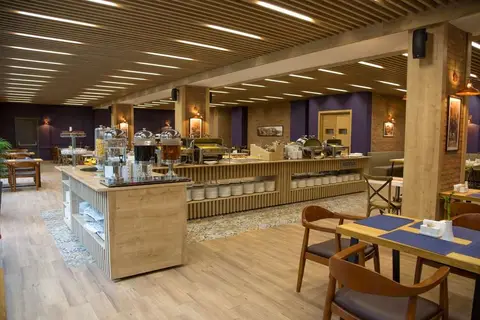 Iveria Inn in Tbilisi — foto 7