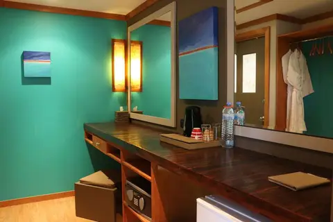 Canareef Resort Maldives in ހިތަދޫ — foto 24