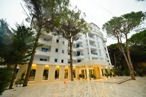 Fafa Beach Hotel in Golem — foto 18