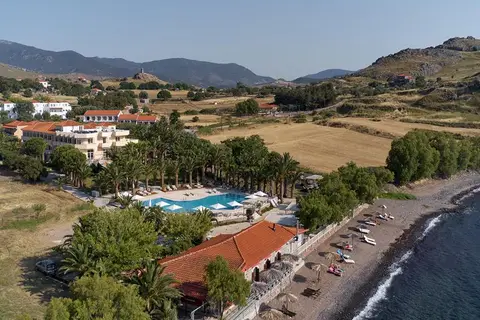 Aphrodite Hotel in Μόλυβος — foto 6