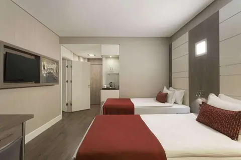 Ramada Encore by Wyndham Istanbul Bayrampasa in İstanbul — foto 2