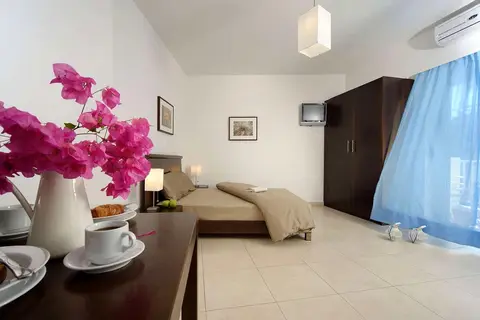Glaros in Αγία Γαλήνη — foto 19