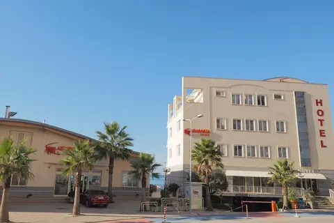 Aragosta Restaurand-Hotel in Durres
