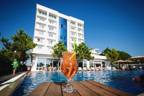 Blumare Resort in Kryevidh — foto 3