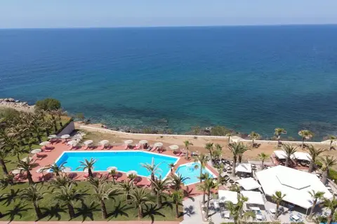 Europa Resort Hotel in Panormos — foto 2