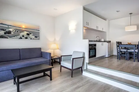 HG Cristian Sur foto 5