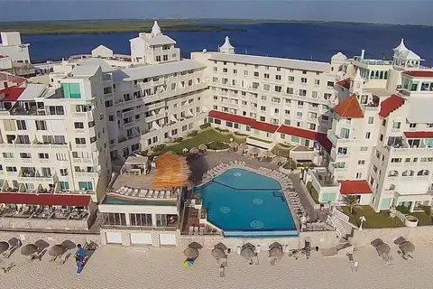 Bsea Cancun Plaza in Cancùn