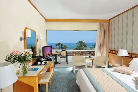 TUI BLUE Pioneer Beach in Paphos — foto 3